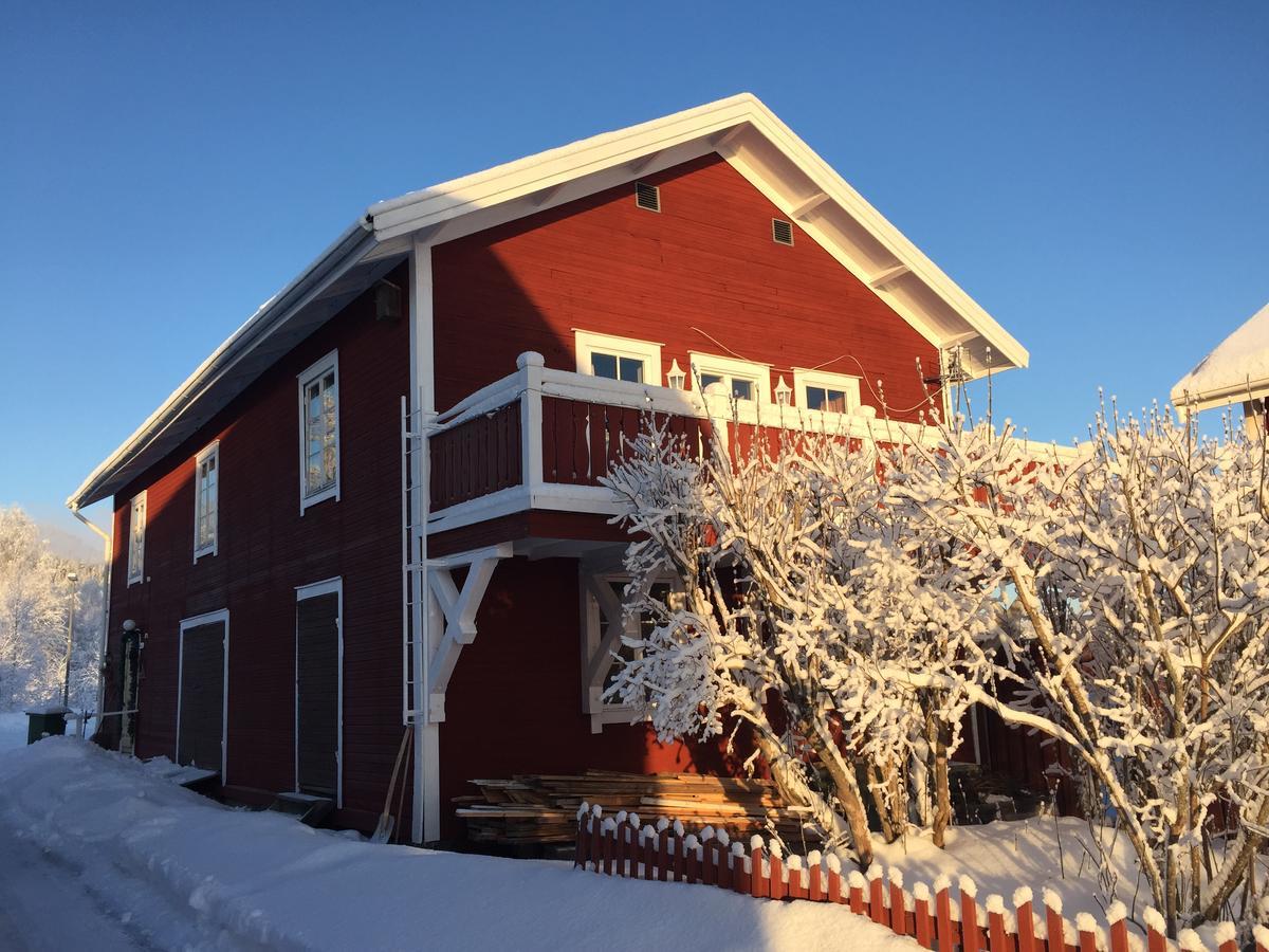 Gaestgivars Vandrarhem Och B&B Järvsö Exterior foto